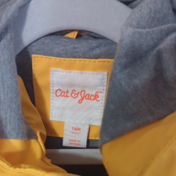 Cat & Jack Bright Yellow Raincoat with Hood - Picture 4 of 4